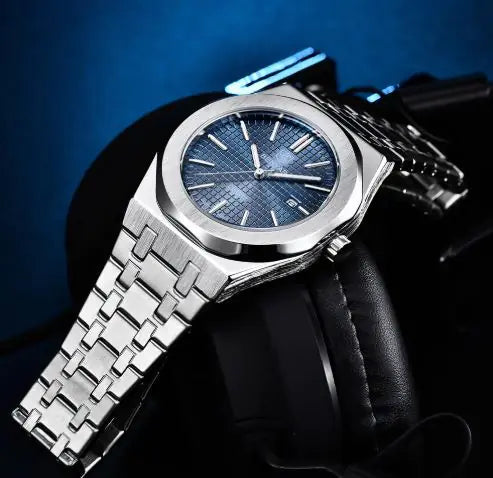 Reloj de Cuarzo Luminoso y Resistente al Agua para Hombre