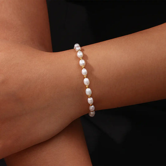 Pulsera Ajustable de Acero Inoxidable 18k con Perlas de Agua Dulce