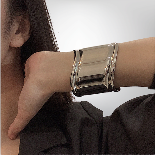 Pulsera Asimétrica de Onda Metálica Advanced Sense