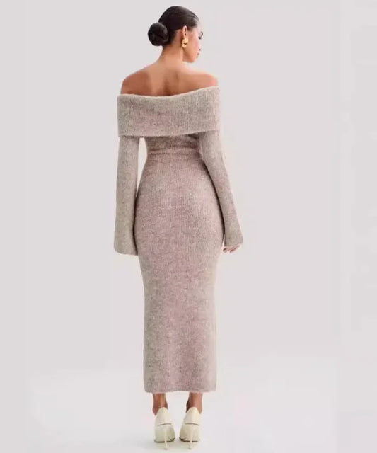 Vestido a Rayas con Cuello Polo Chic