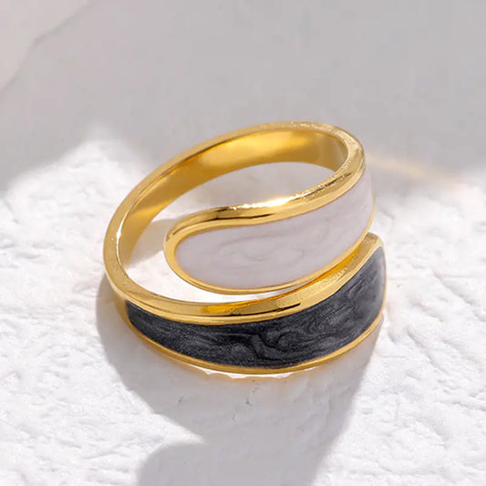 Anillo Ajustable de Acero de Titanio Personalizado para Mujeres