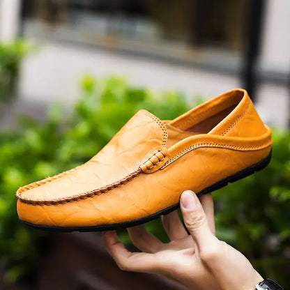 Mocasines Italianos: Elegancia y Comodidad en Cada Paso