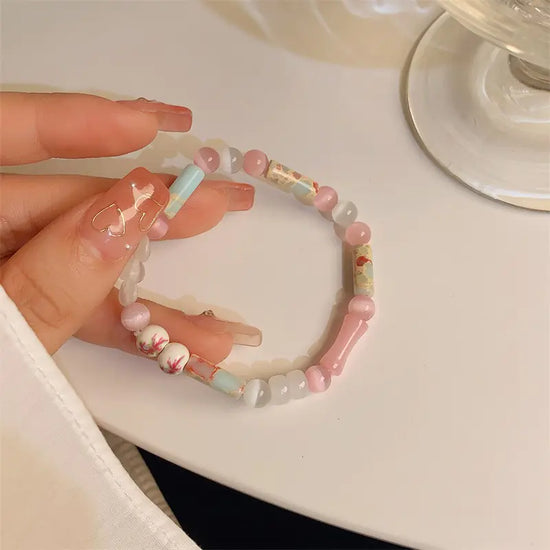 Pulsera Vintage de Cuentas con Carácter Único