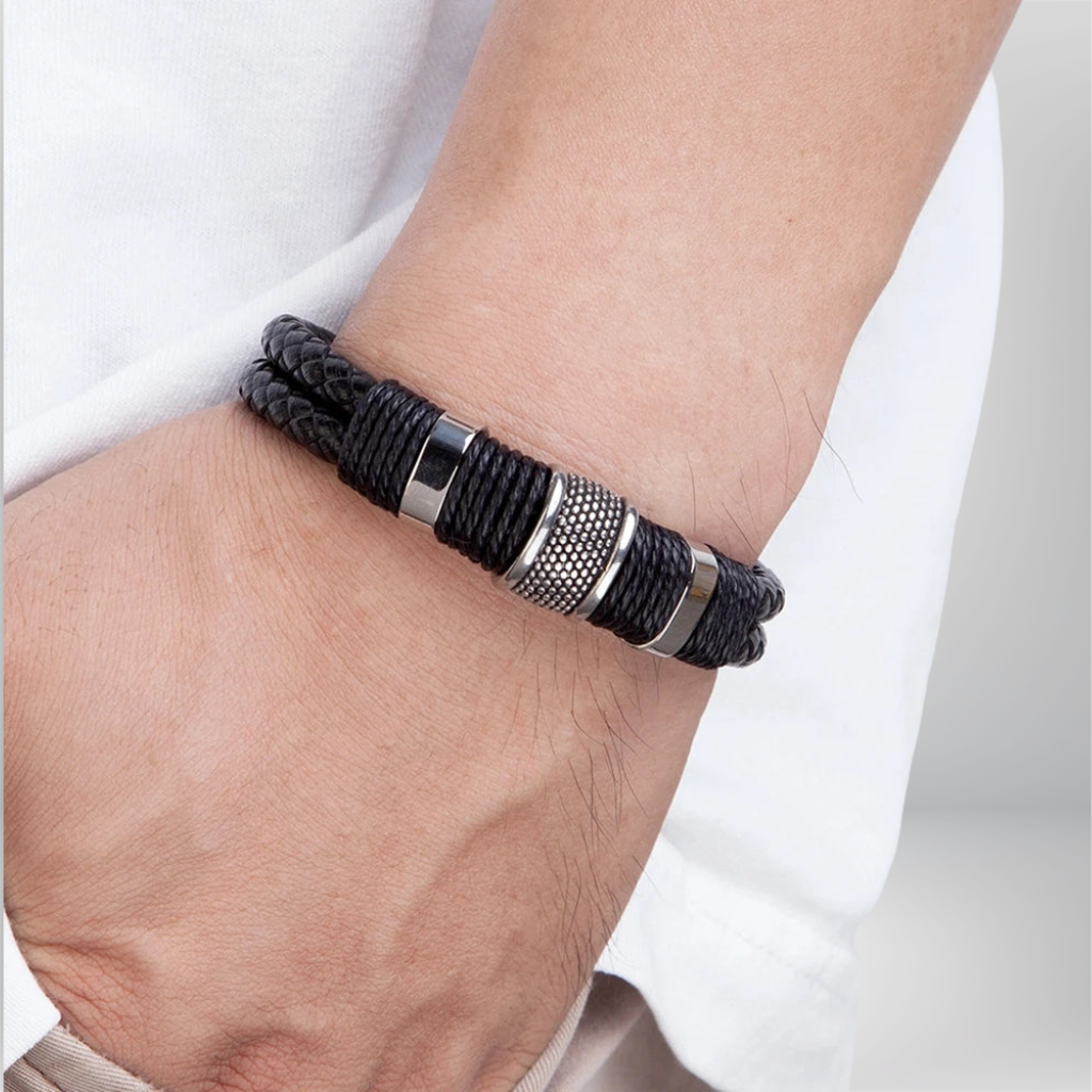 Brazalete de cuero trenzado: para el hombre moderno