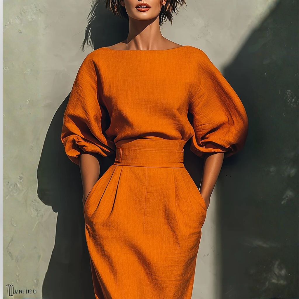 Vestido elegante de fiesta liso a la moda, plisado, cruzado en la cadera.