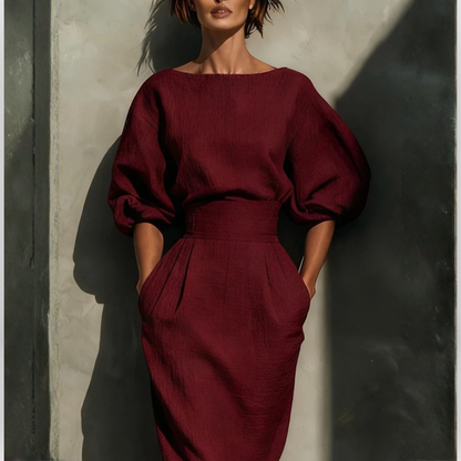 Vestido elegante de fiesta liso a la moda, plisado, cruzado en la cadera.