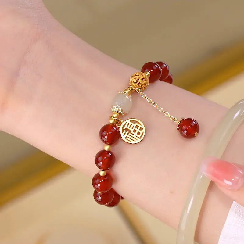 Pulsera Vintage de Cuentas con Carácter Único