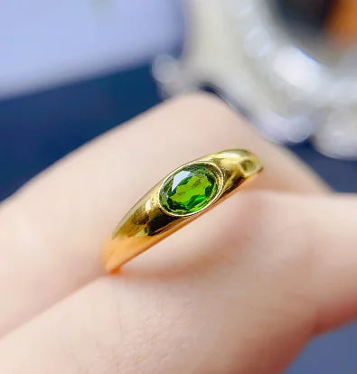 Anillo de Moda para Mujer con Diópsido Natural