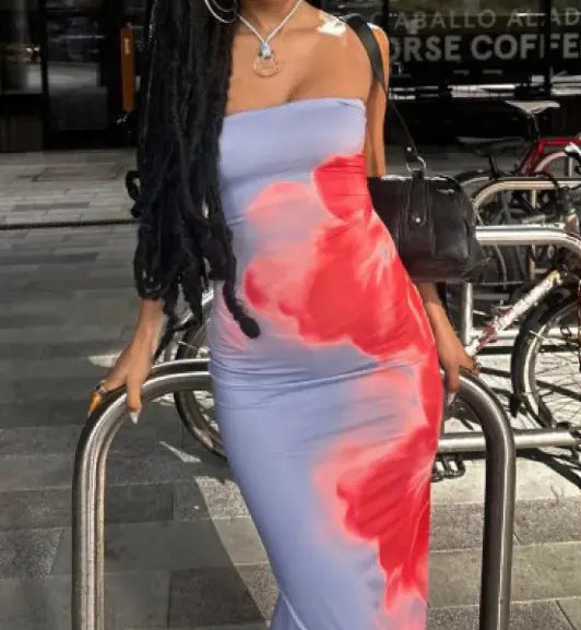 vestido largo con abertura estrecha: donde la elegancia se une al encanto