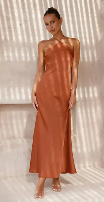 Vestido Elegante Sin Mangas con Escote Trasero