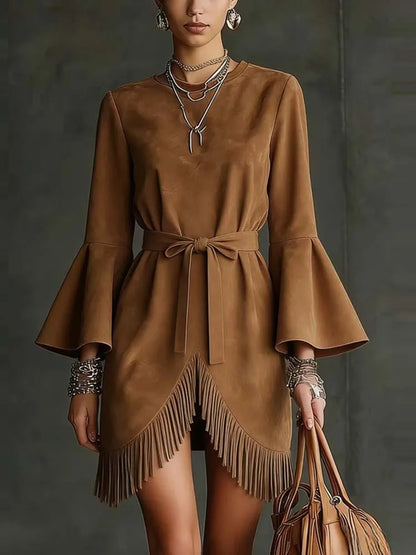 Vestido "Boho Tassel" – Estilo y Movimiento