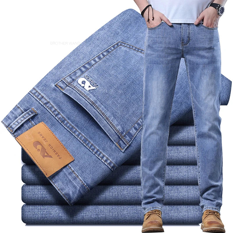 Pantalones vaqueros ajustados de color azul claro para hombre