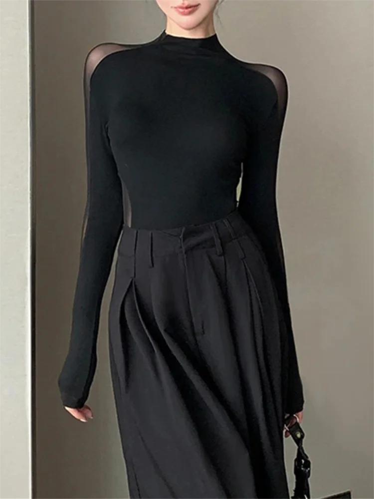 Top negro sexy de malla hueca con parches para mujer