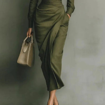 Vestido "Gala Hollow" – Elegancia y Misterio