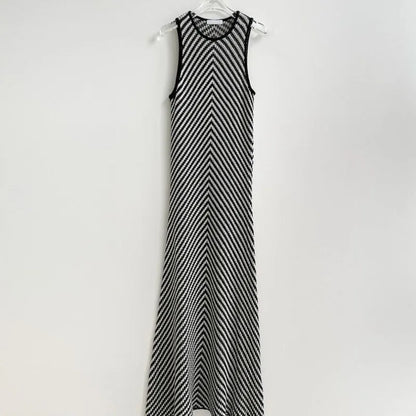 Vestido "Spring Breeze" – Fluidez &amp; Estilo Minimalista