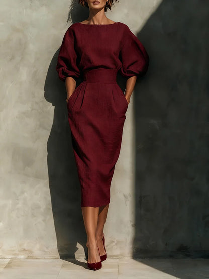 Vestido elegante de fiesta liso a la moda, plisado, cruzado en la cadera.