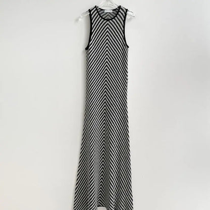 Vestido "Spring Breeze" – Fluidez &amp; Estilo Minimalista