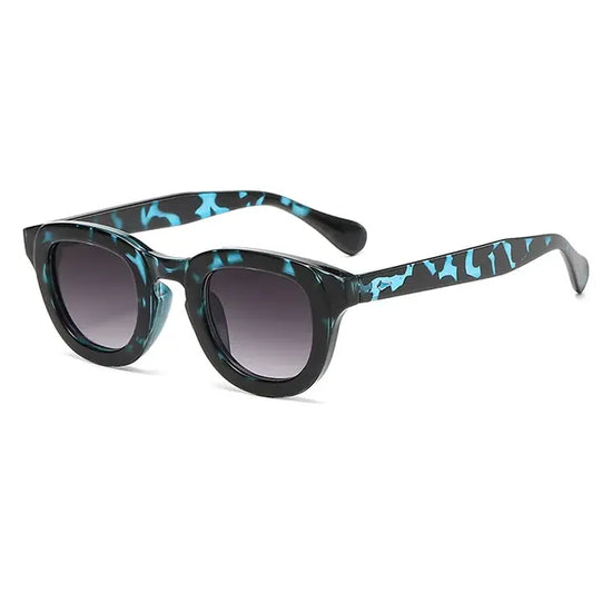 Lentes de Sol con Montura Ovalada