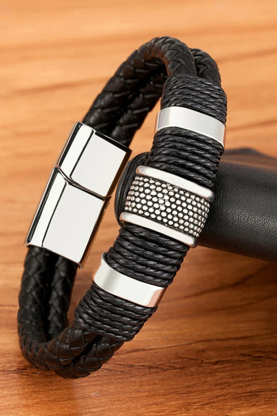 Brazalete de cuero trenzado: para el hombre moderno