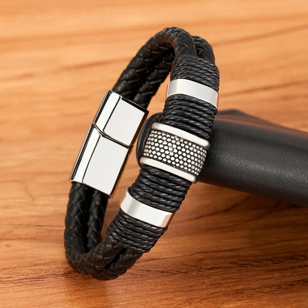 Brazalete de cuero trenzado: para el hombre moderno