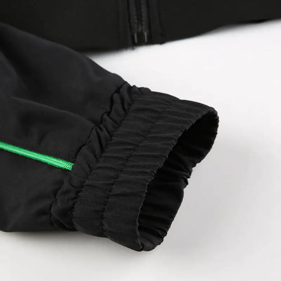Chaqueta Corta con Cremallera