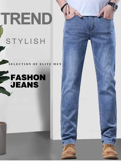 Pantalones vaqueros ajustados de color azul claro para hombre