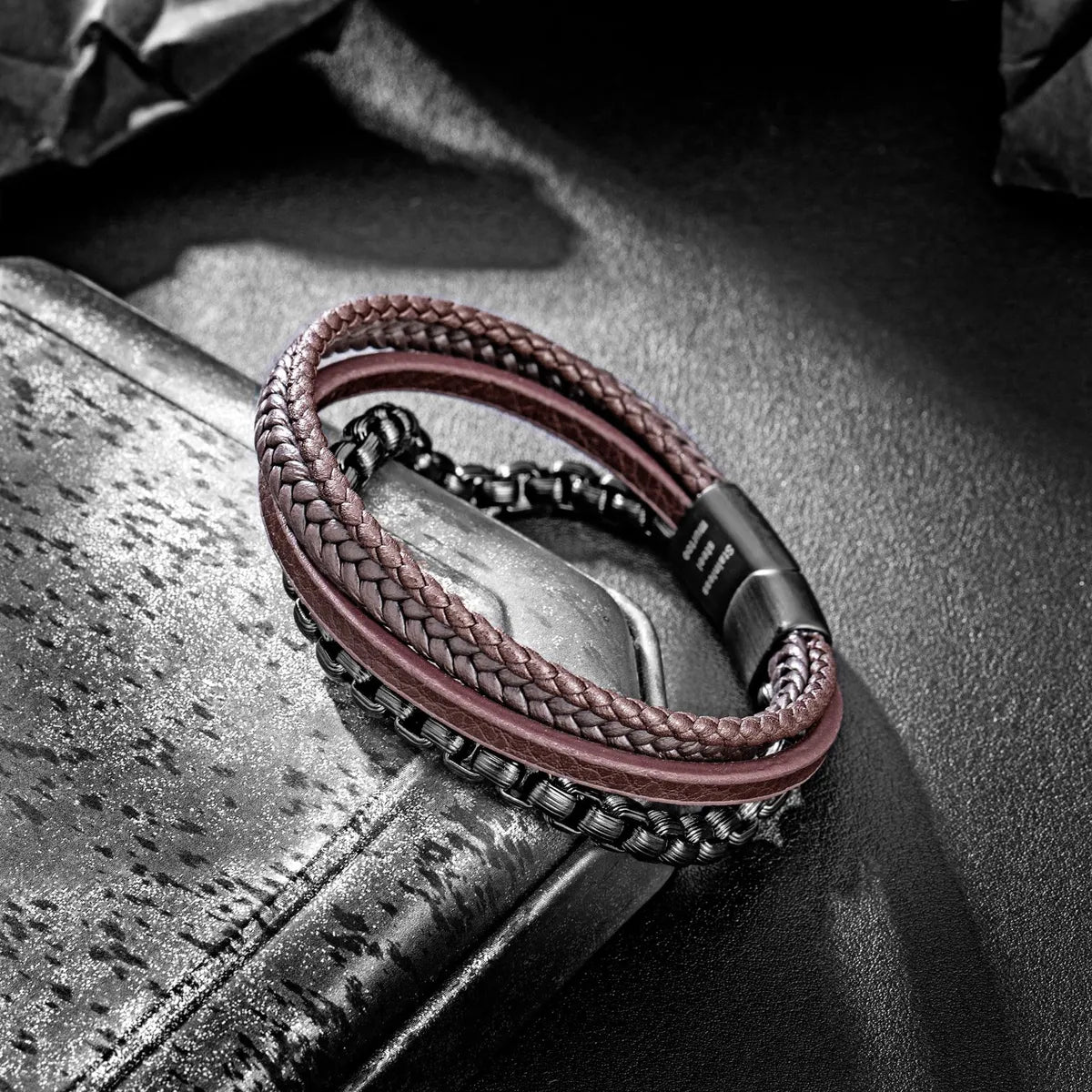 Pulsera para Hombre de Cuero y Cadena de Acero Inoxidable