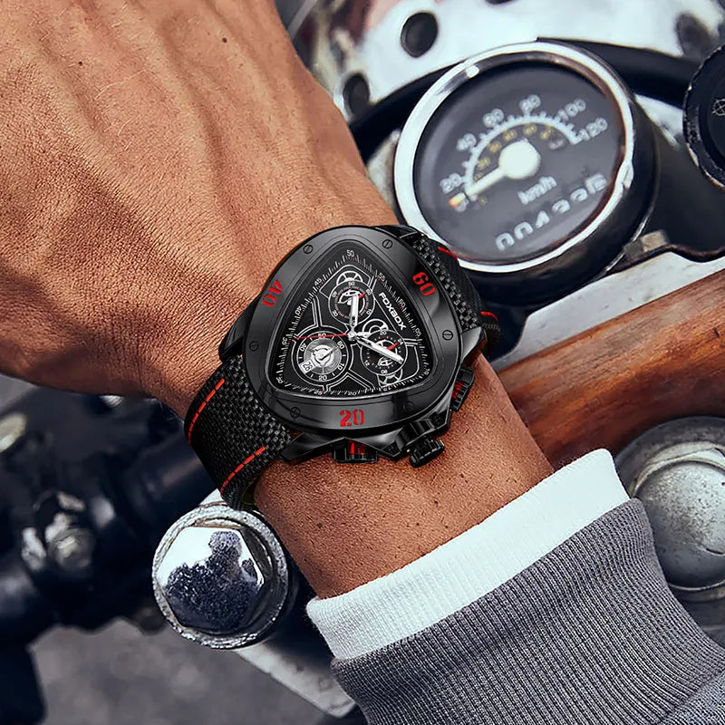 Reloj Triangular de cuarzo para hombre