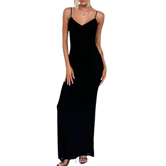 Vestido sofisticado modelo sin mangas con tirantes color negro
