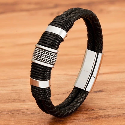 Brazalete de cuero trenzado: para el hombre moderno