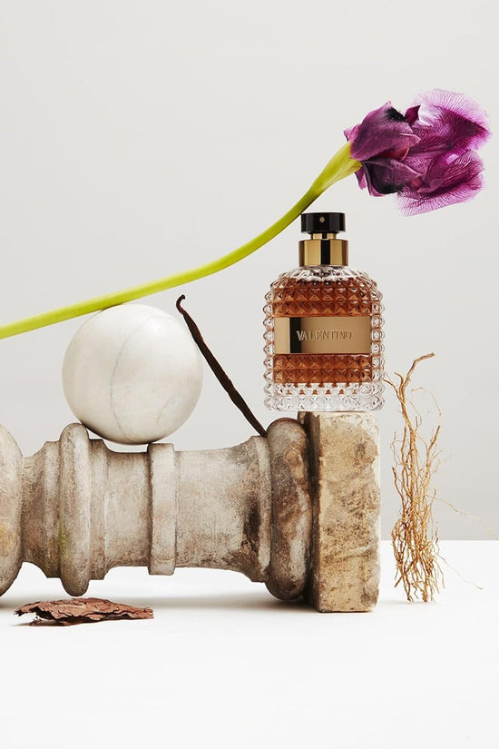 Valentino Uomo Eau De Toilette Spray para Hombres 1.7 Onzas