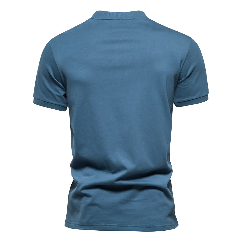 Camiseta de Cuello en V Bordada de Color Sólido para Hombre